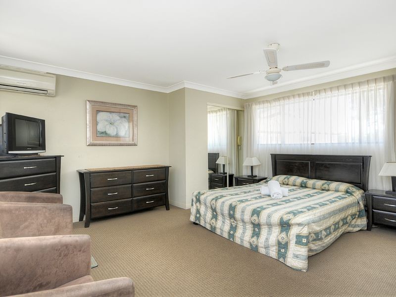 313/392 Marine Parade, Labrador QLD 4215