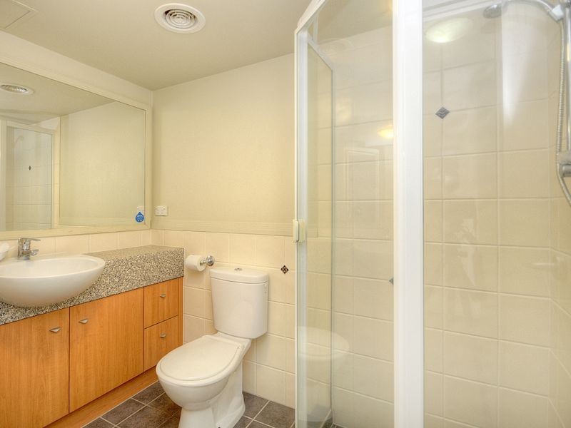 313/392 Marine Parade, Labrador QLD 4215