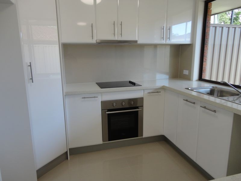 1/21 Morinda Way, Labrador QLD 4215