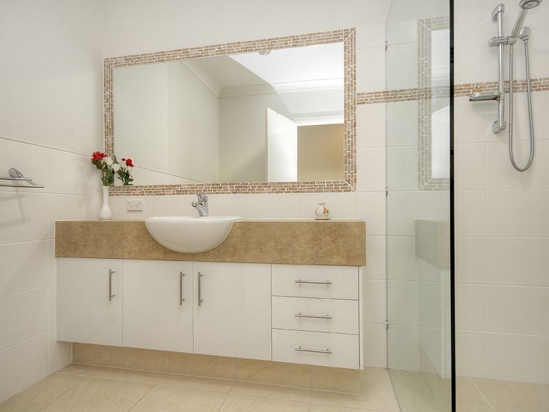 10A Lindal Street, Ashmore QLD 4214