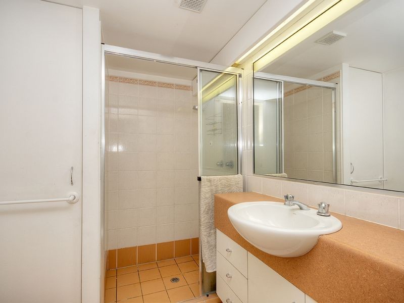 4/36 Back Street, Biggera Waters QLD 4216