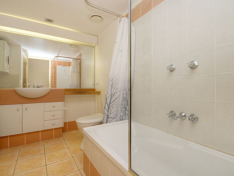 4/36 Back Street, Biggera Waters QLD 4216