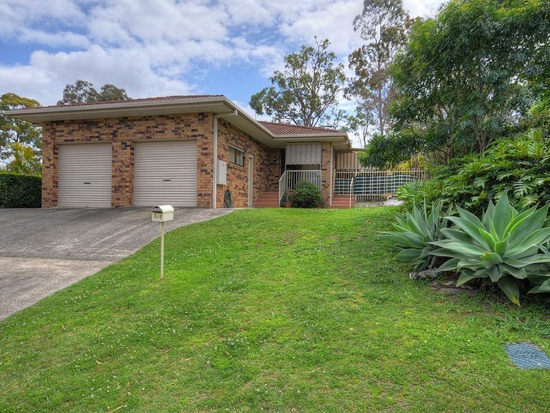2/7 Hill Court, Labrador QLD 4215