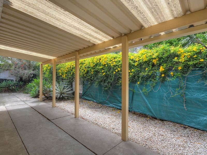 2/7 Hill Court, Labrador QLD 4215
