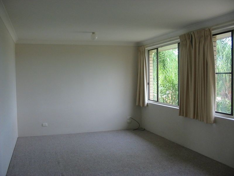 16/115 Frank Street, Labrador QLD 4215