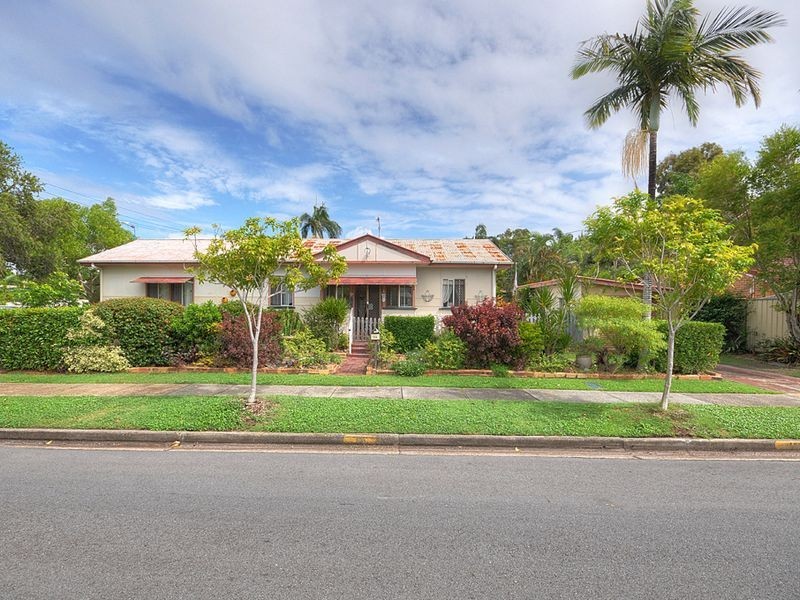 166 Muir Street, Labrador QLD 4215