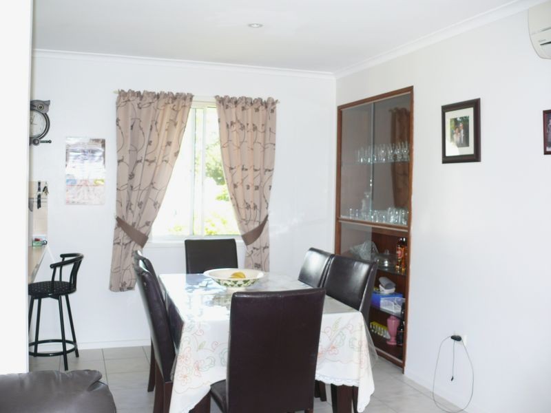 17 The Glade, Labrador QLD 4215