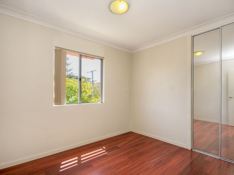 10/18 Parker Street, Labrador QLD 4215