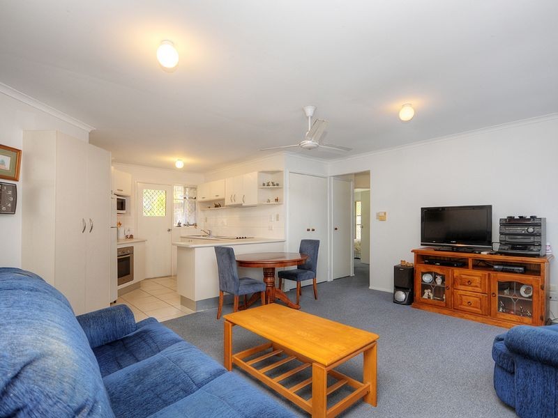 6/13 Stephanie Court, Labrador QLD 4215