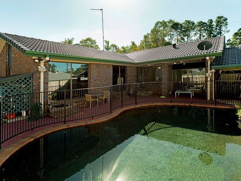 19 Tooraneedin Road, Coomera Waters QLD 4209