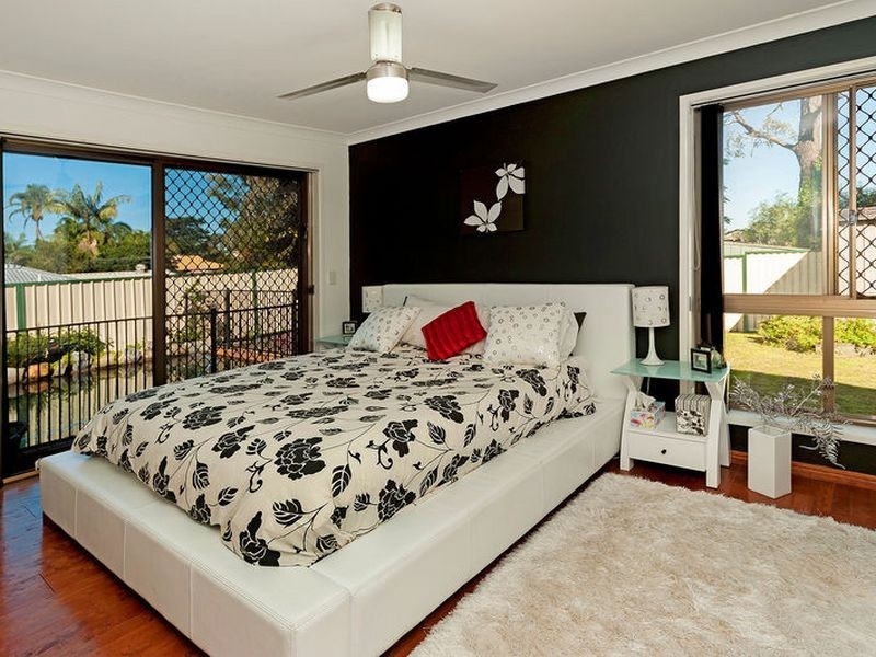 19 Tooraneedin Road, Coomera Waters QLD 4209