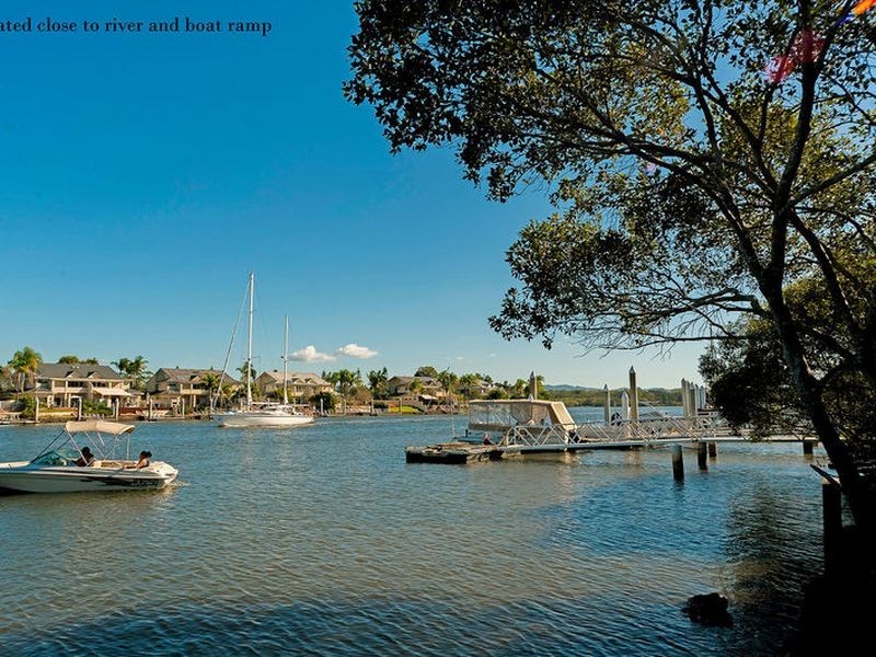 19 Tooraneedin Road, Coomera Waters QLD 4209