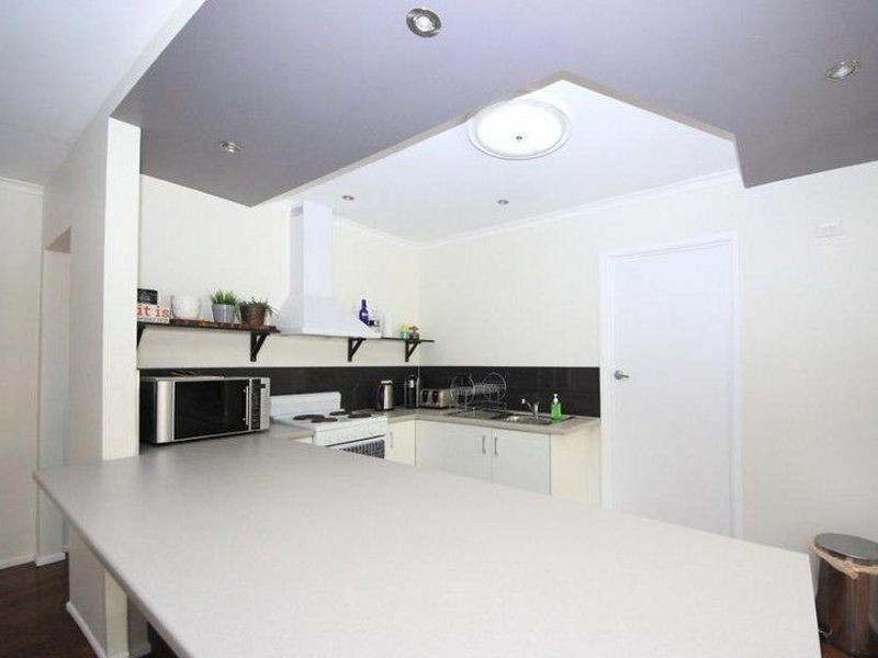 7/4 Sunshine Court, Labrador QLD 4215