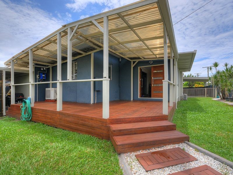 33 Heydon Avenue, Labrador QLD 4215