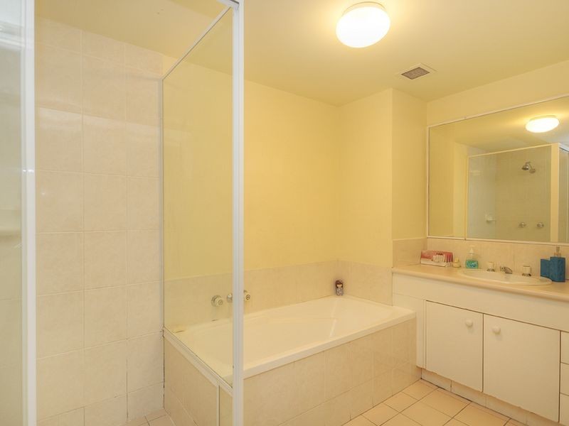 7/12 Whiting Street, Labrador QLD 4215