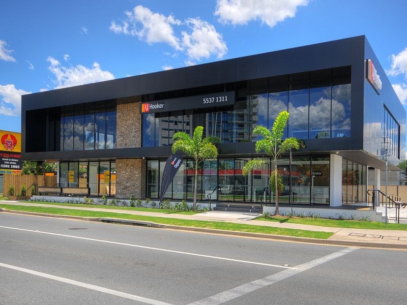 2/64 Frank Street, Labrador QLD 4215