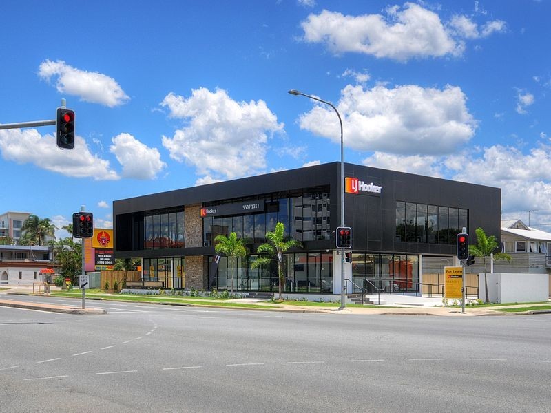 2/64 Frank Street, Labrador QLD 4215