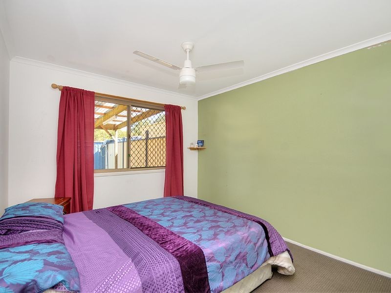 1/144 Kumbari Avenue, Labrador QLD 4215