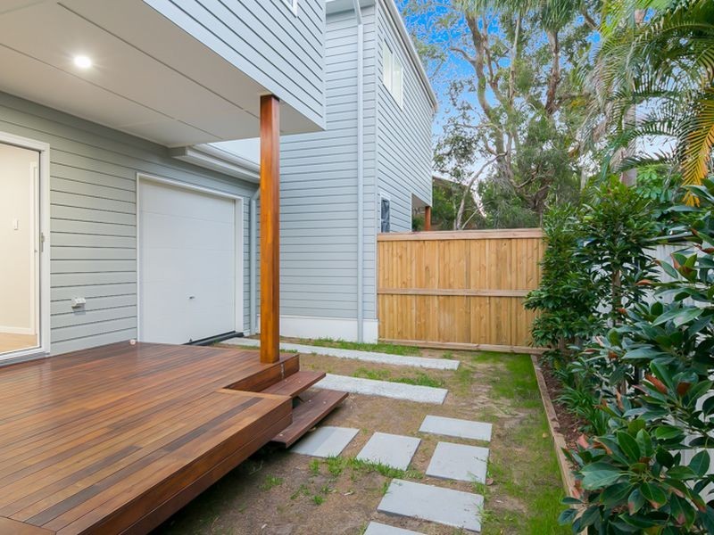 3/5 Sunshine Court, Labrador QLD 4215