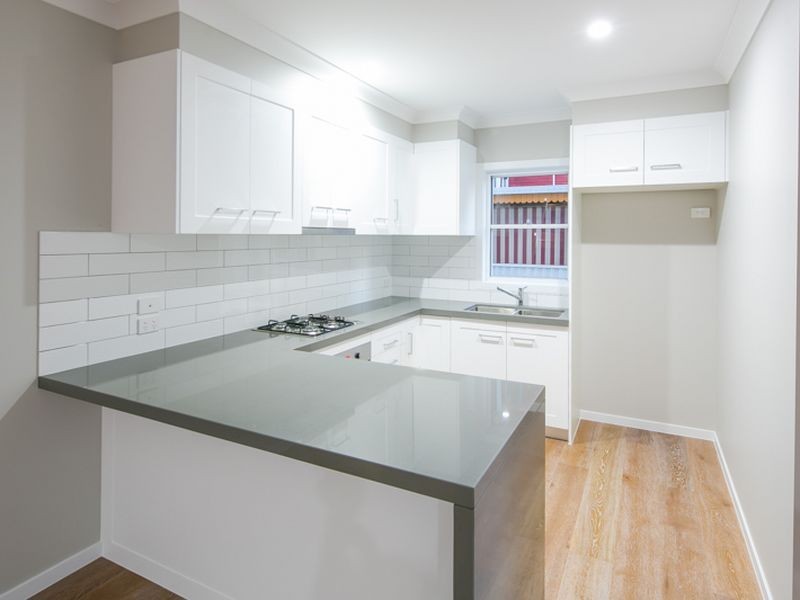 3/5 Sunshine Court, Labrador QLD 4215