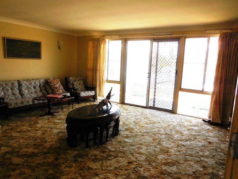 46 Vaggelas Crescent, Biggera Waters QLD 4216