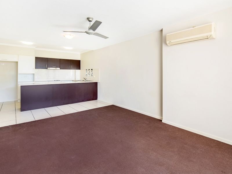 9/8-12 Proud Street, Labrador QLD 4215