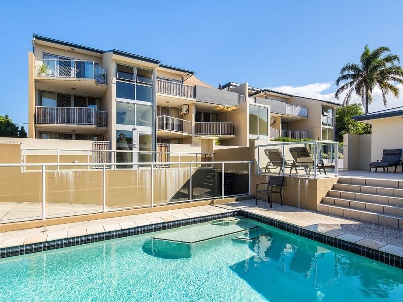 9/8-12 Proud Street, Labrador QLD 4215