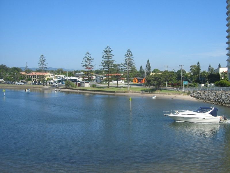 Labrador QLD 4215
