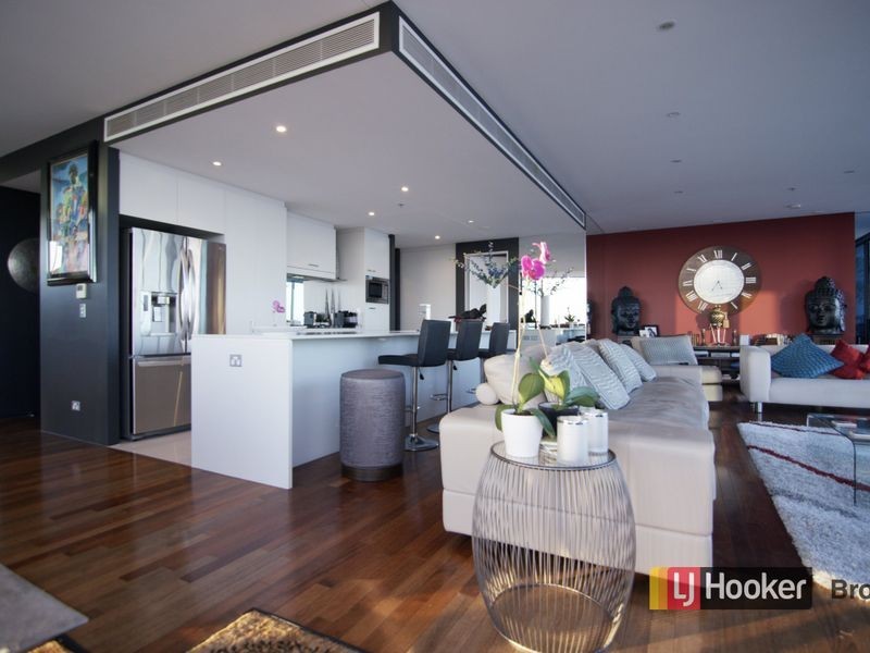 2103/230 Marine Parade, Labrador QLD 4215