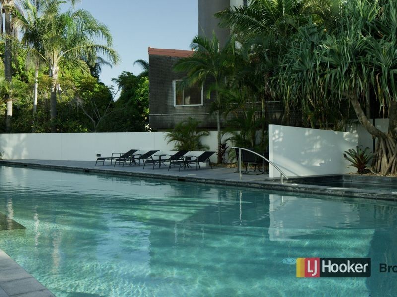 2103/230 Marine Parade, Labrador QLD 4215