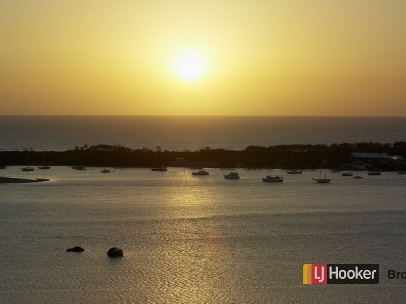 2103/230 Marine Parade, Labrador QLD 4215