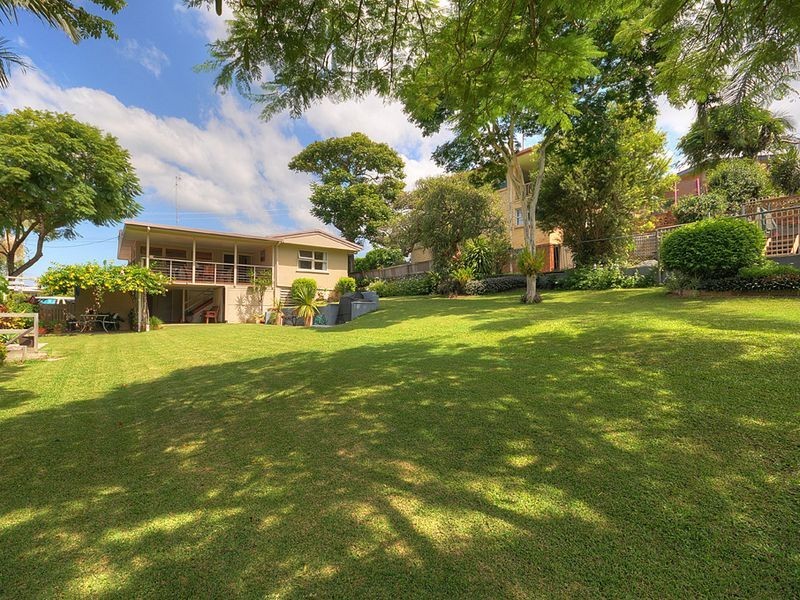 61 Whiting Street, Labrador QLD 4215