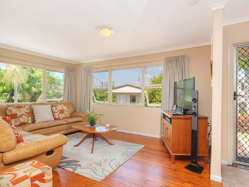 61 Whiting Street, Labrador QLD 4215