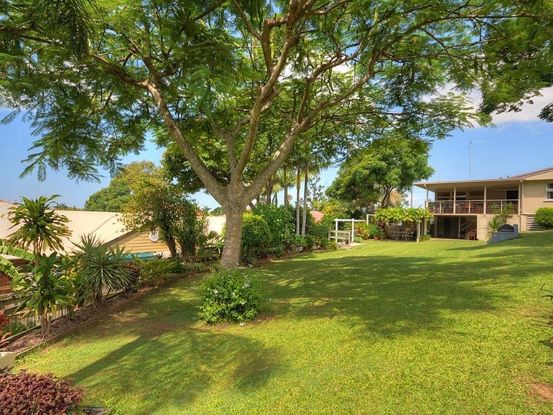 61 Whiting Street, Labrador QLD 4215