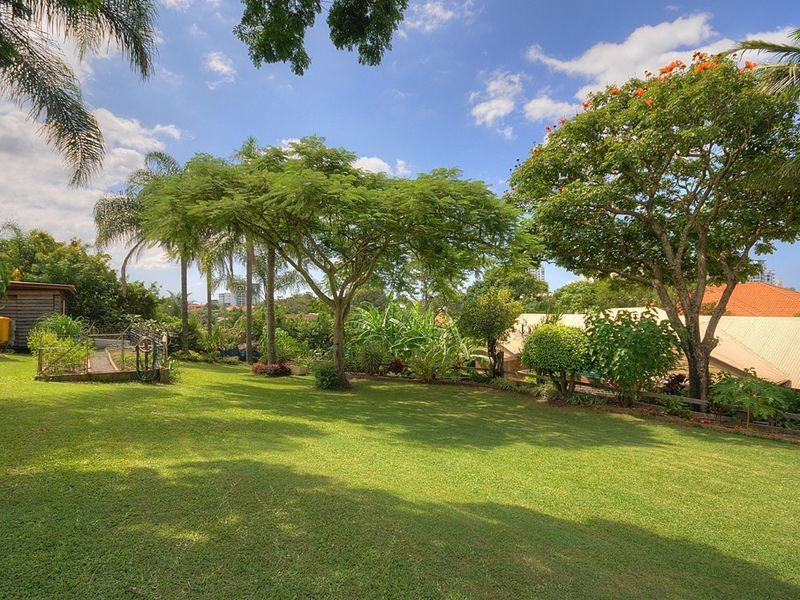 61 Whiting Street, Labrador QLD 4215