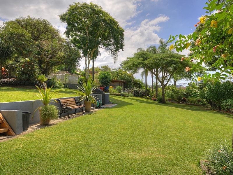 61 Whiting Street, Labrador QLD 4215