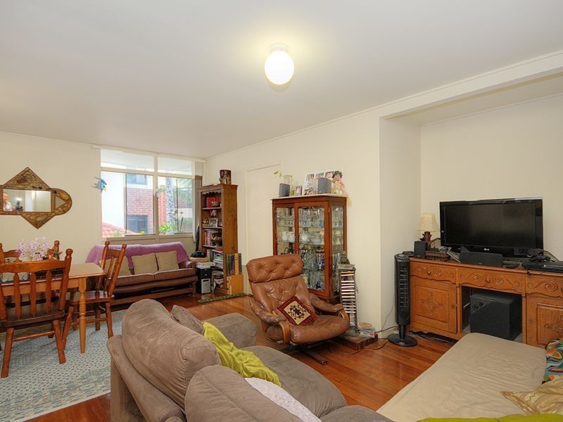 7/272 Marine Parade, Labrador QLD 4215
