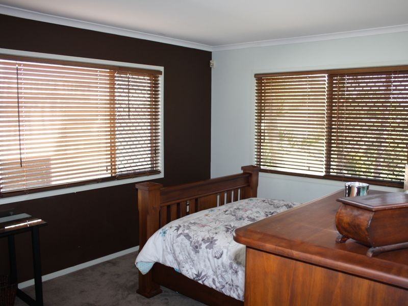 19 Clifton Street, Biggera Waters QLD 4216