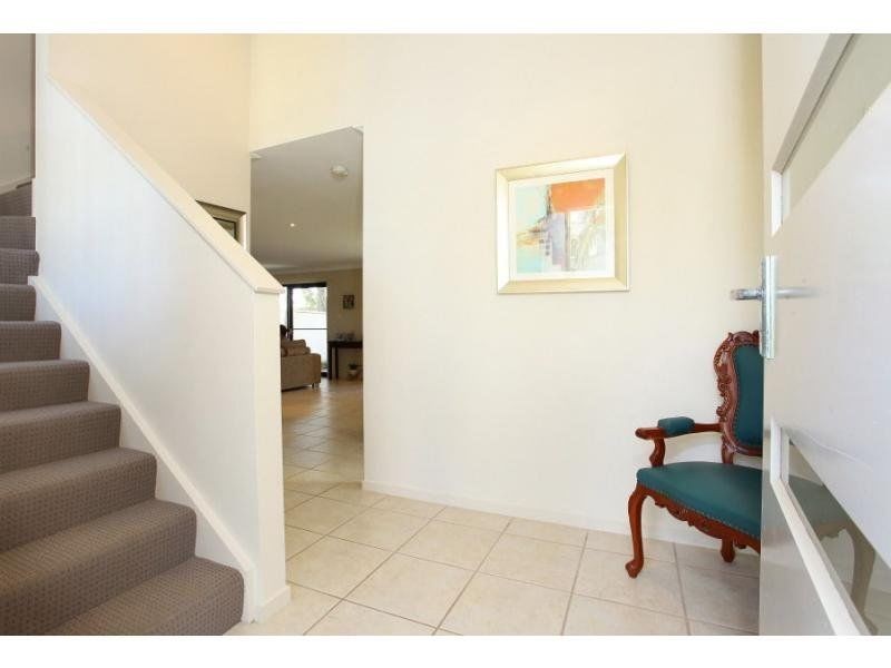 7/368 Pine Ridge Road, Coombabah QLD 4216