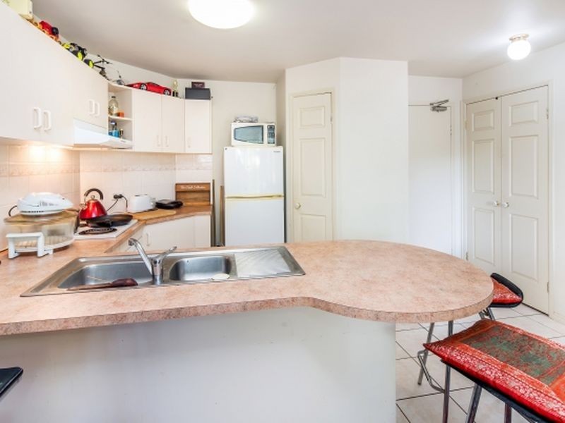 3/143 Frank Street, Labrador QLD 4215