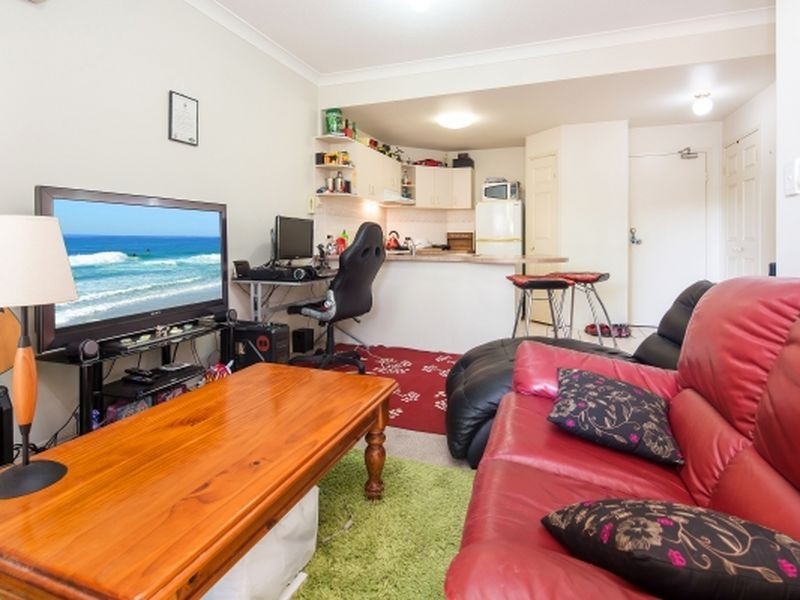 3/143 Frank Street, Labrador QLD 4215