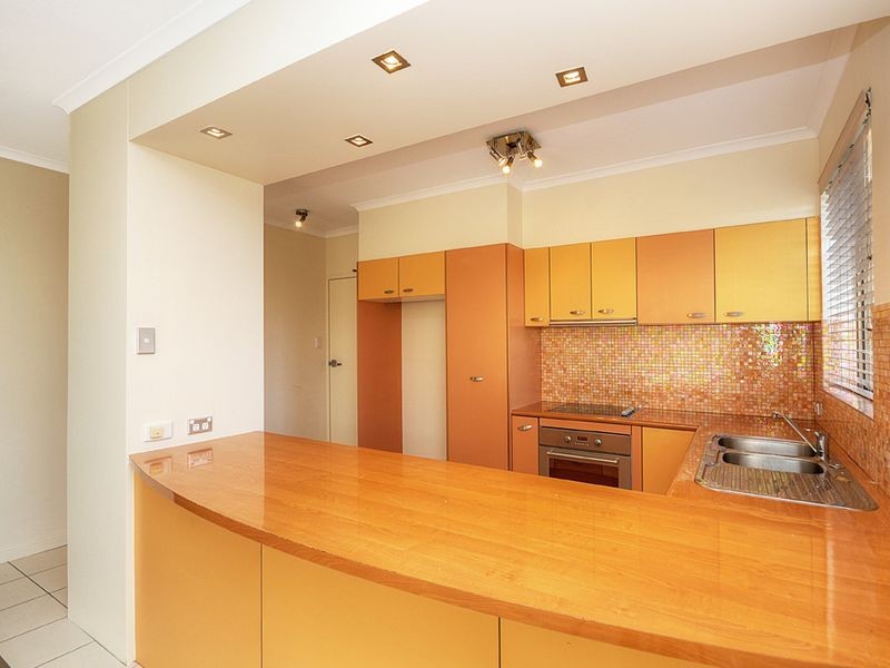 29/490 Marine Parade, Biggera Waters QLD 4216