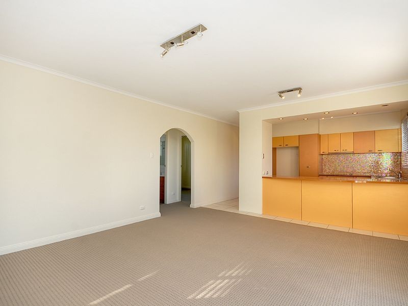 29/490 Marine Parade, Biggera Waters QLD 4216