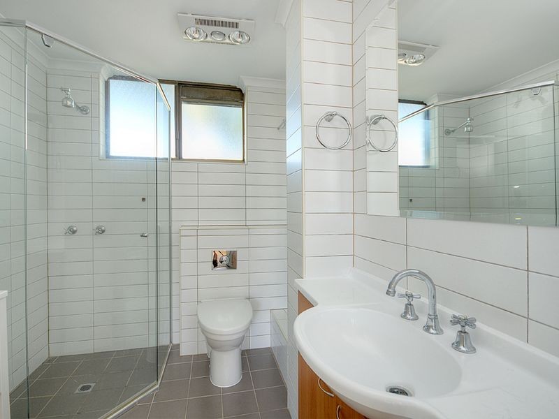 29/490 Marine Parade, Biggera Waters QLD 4216