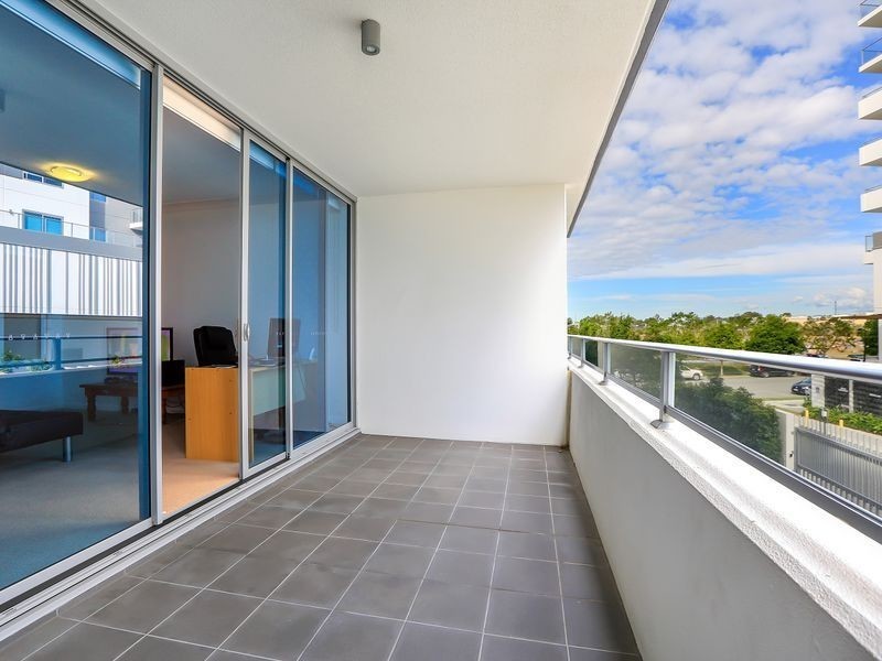 107/2 East Quay Drive, Biggera Waters QLD 4216