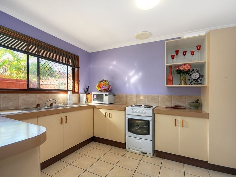 2/53 Government Road, Labrador QLD 4215