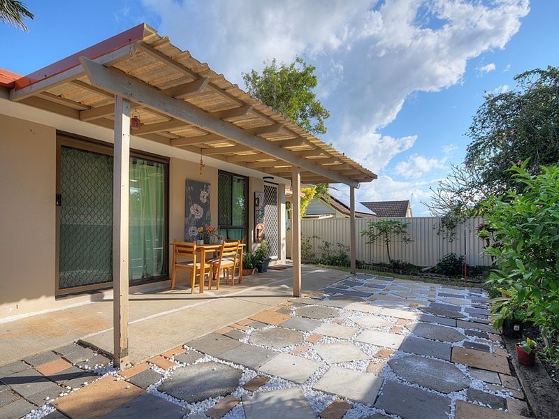 2/53 Government Road, Labrador QLD 4215