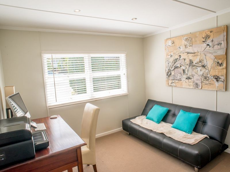 8 Horder Avenue, Labrador QLD 4215