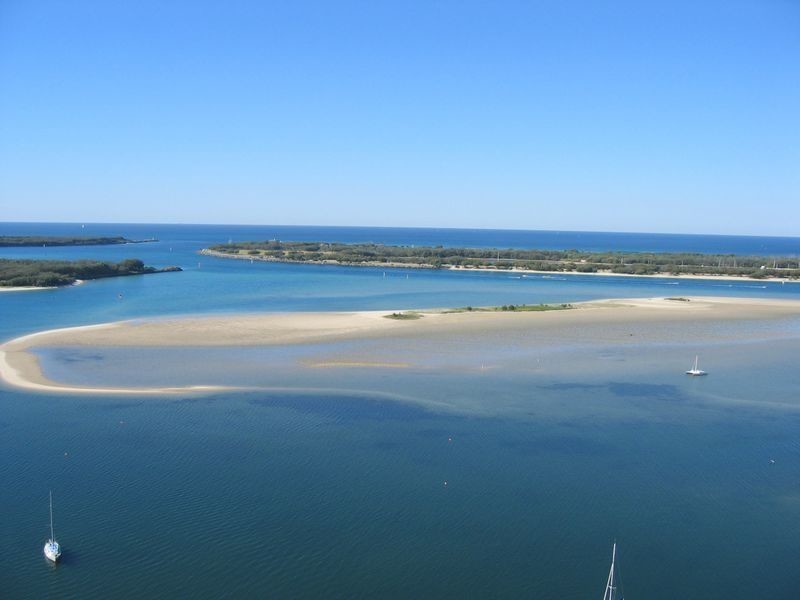 14 Mungera Street, Biggera Waters QLD 4216