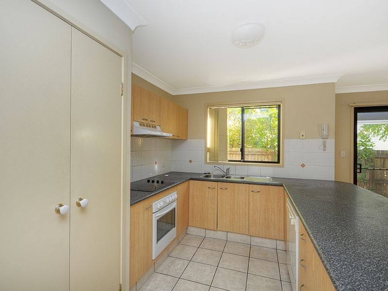 3/20-22 Broad Street, Labrador QLD 4215